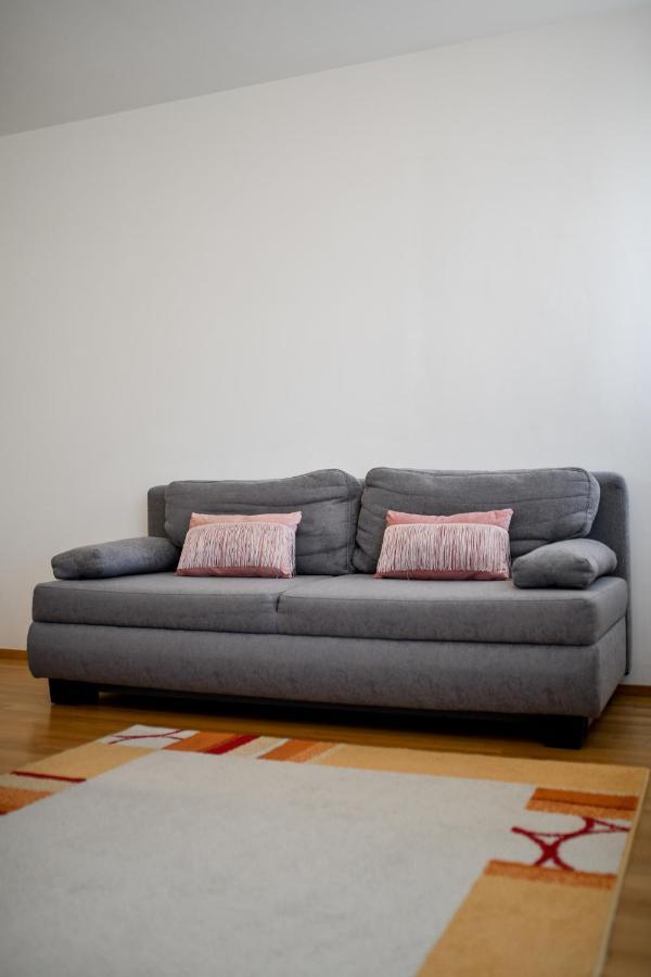 Modern Apartment For 2025' Vacation In Zára Kültér fotó